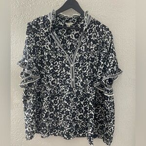 Max Studio Black and White Floral Blouse